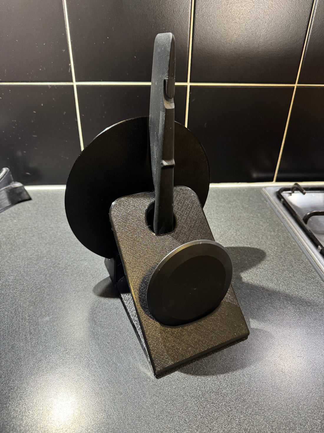 Scale Plate, Spatula & Lid Cap Stand
